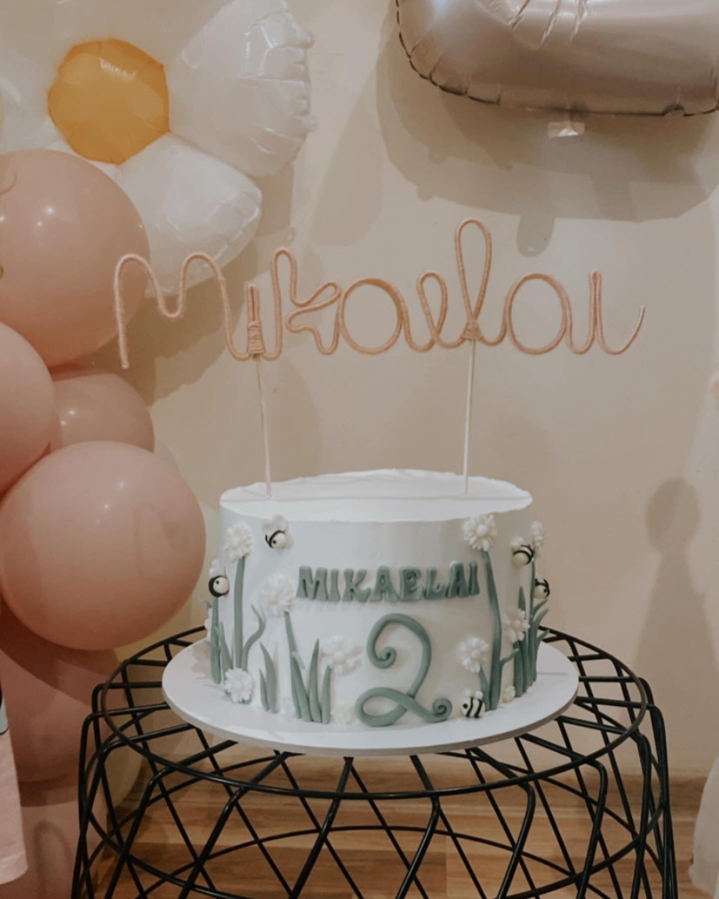 Custom Knitted Wire Cake Topper — Personalized Birthday Party Decor